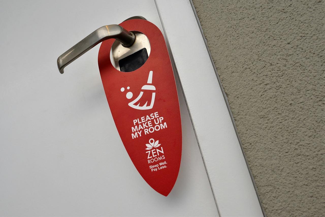 Zen Rooms Kuta Tuban Suites Exteriér fotografie