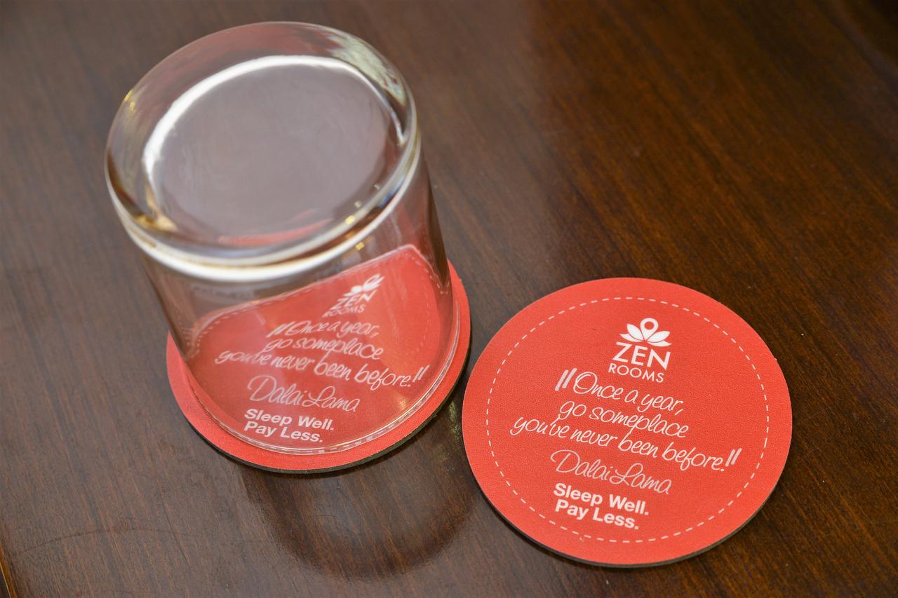 Zen Rooms Kuta Tuban Suites Exteriér fotografie